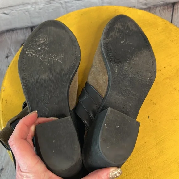 Sam Edelman Circus Hallie gladiator green leather suede heeled ankle bootie 9.5 - Picture 10 of 10